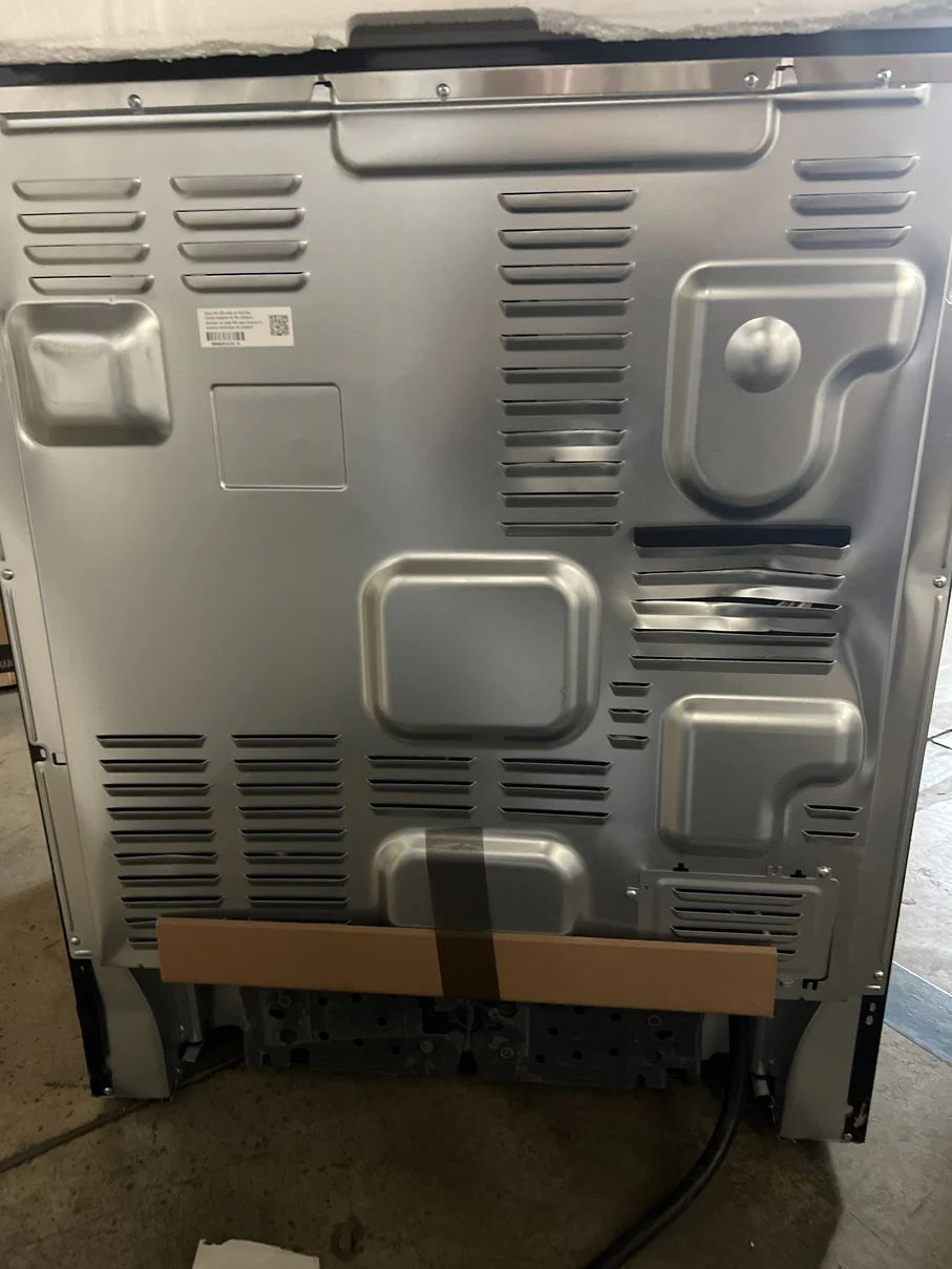 30 IN 6.3 CU FT Stainless Steel Induction Slide-In Range P953
