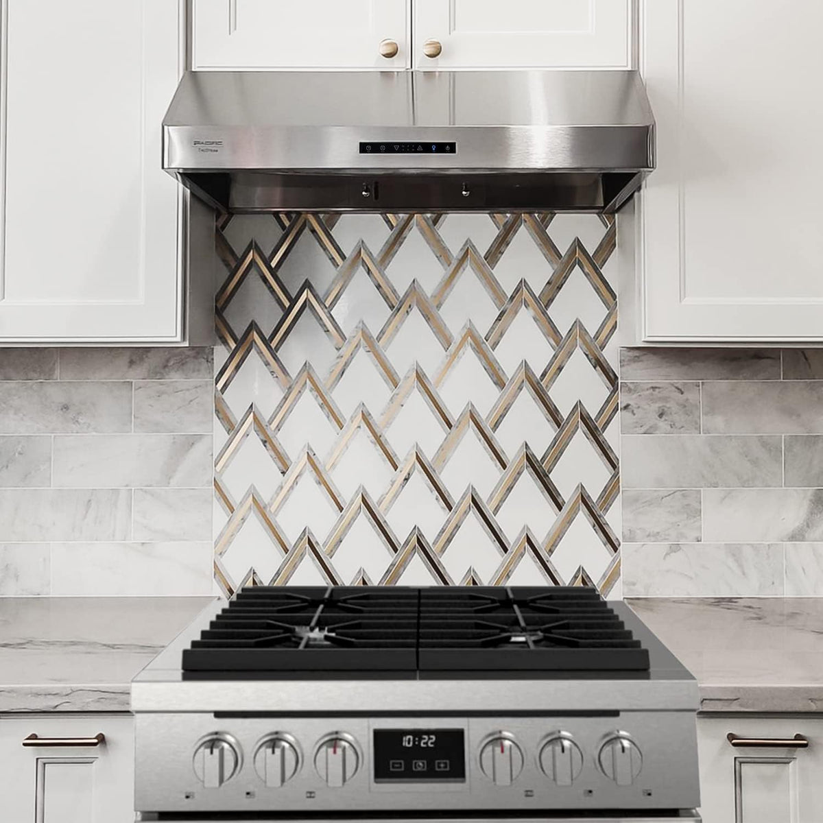 Under Cabinet Hood with Deflector Board N364