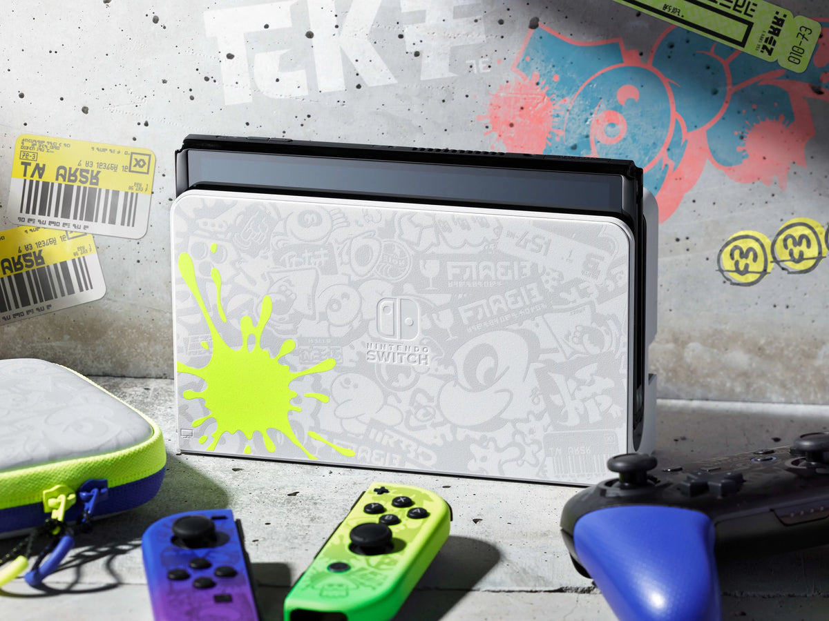 Nintendo Switch OLED Console with Game and Wireless Pro Controller G711