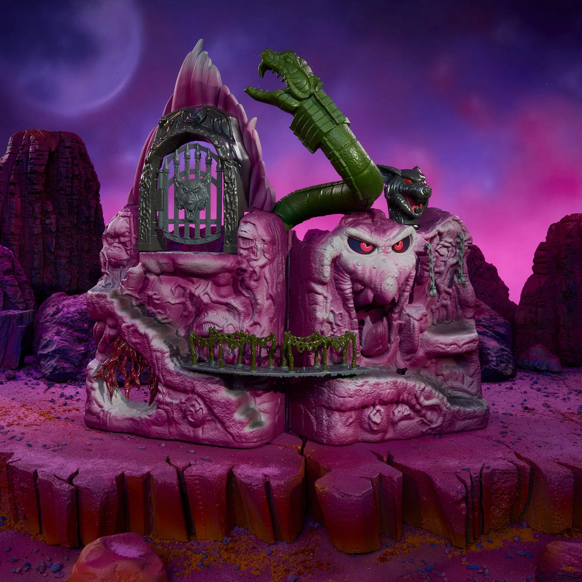 Snake Mountain Playset J409