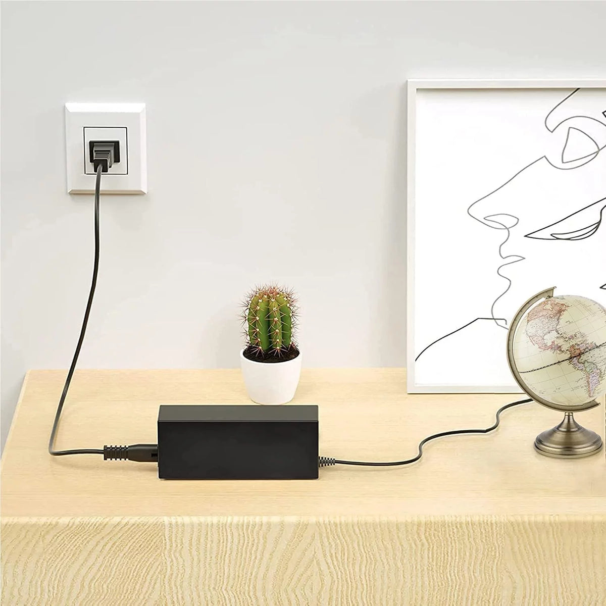 Black AC DC Adapter Z68348