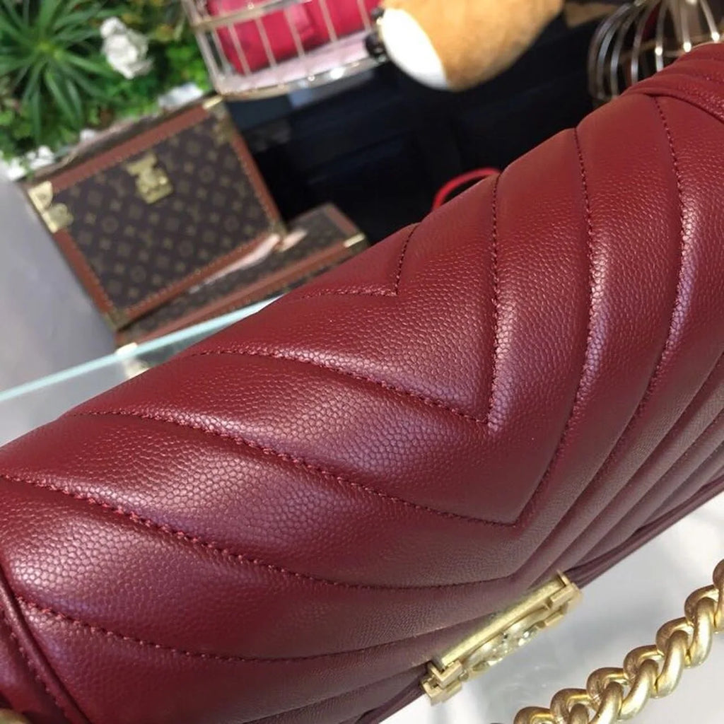 Burgundy Shoulder and Crossbody Bag P78165