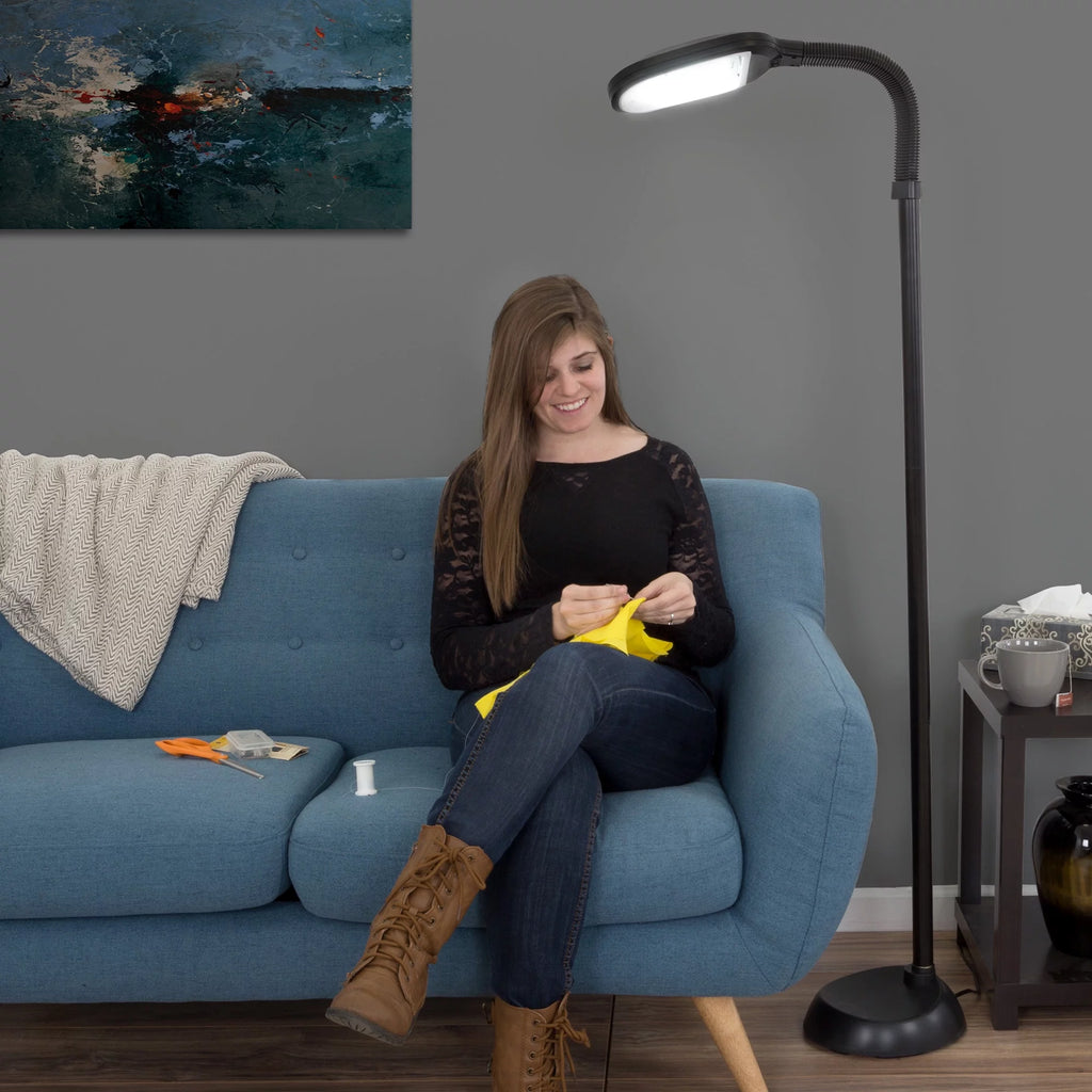 Black Floor Lamp with Bendable Neck A922117