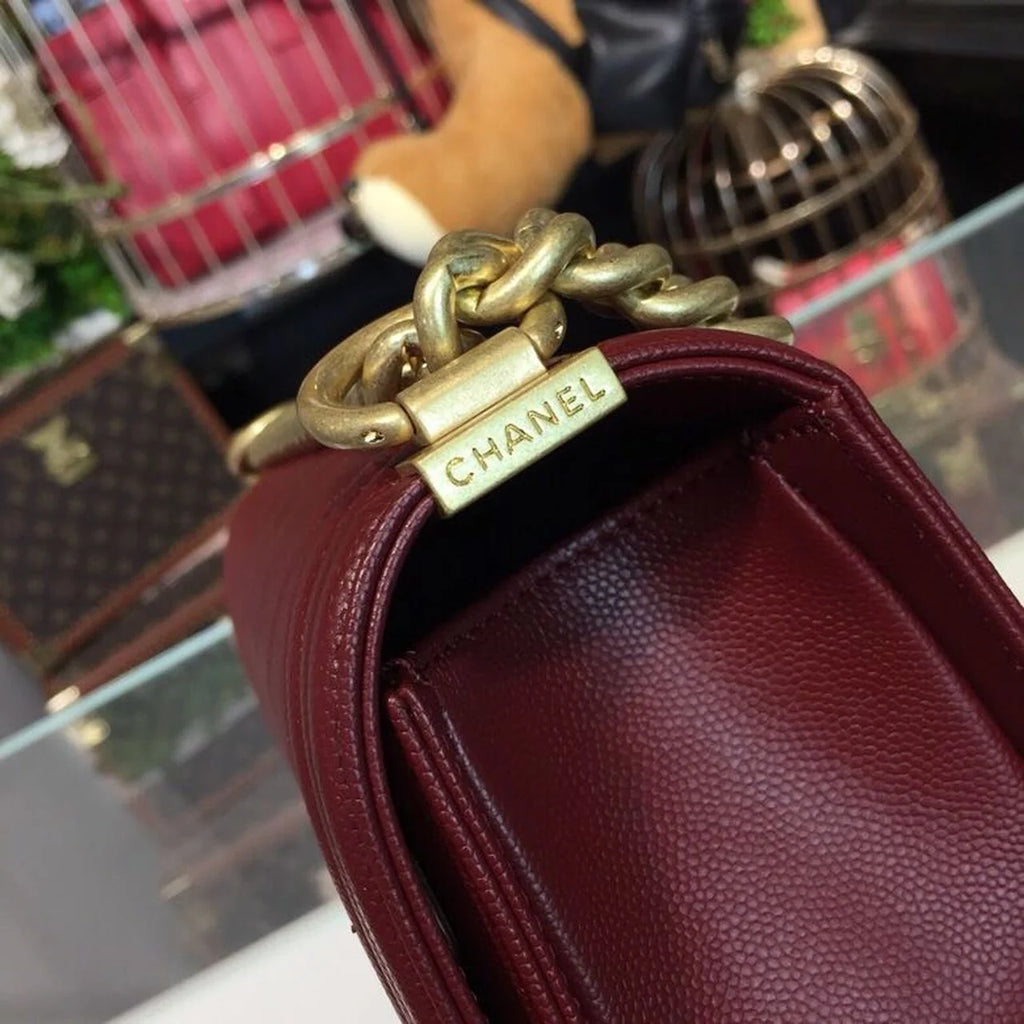 Burgundy Shoulder and Crossbody Bag P78165