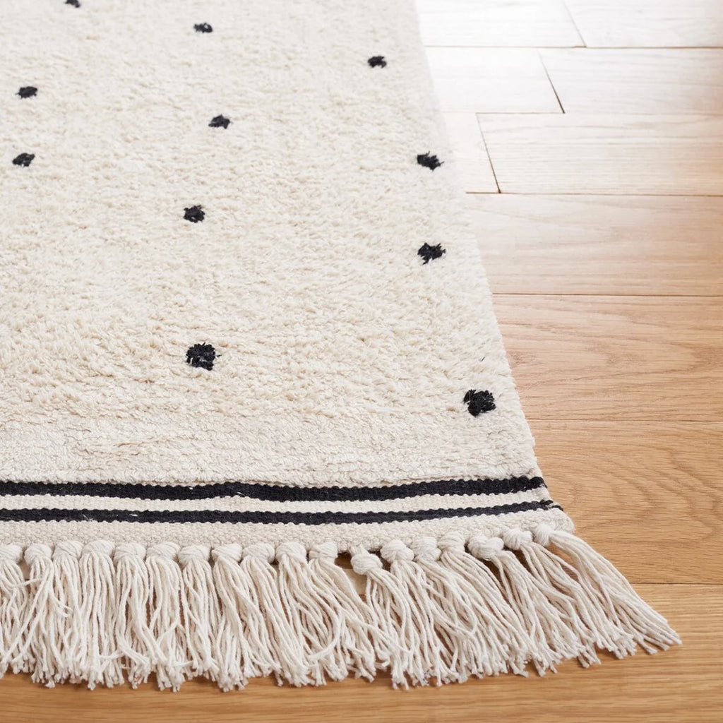 5' x 8' Polka Dots Area Rug H2247