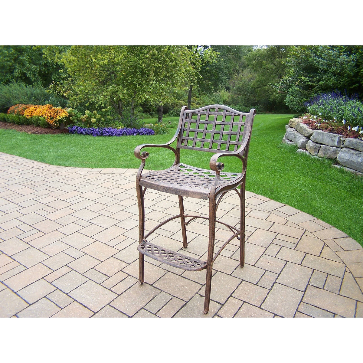 Cast Aluminum Bar Stool with Foot Rest B73487