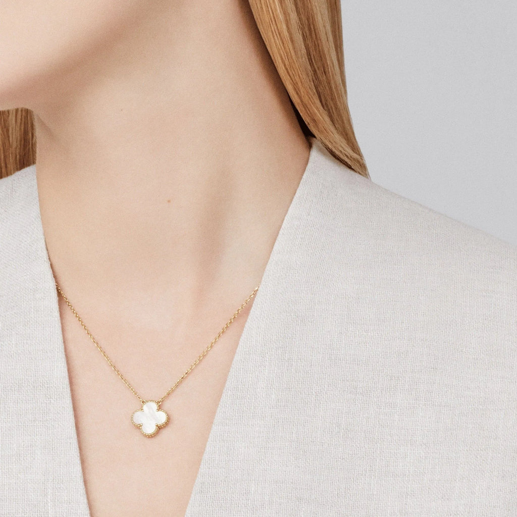 Clover Leaf Necklace C935
