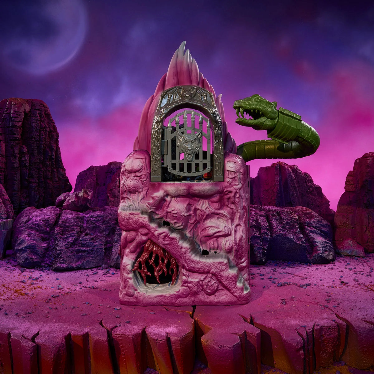 Snake Mountain Playset J409