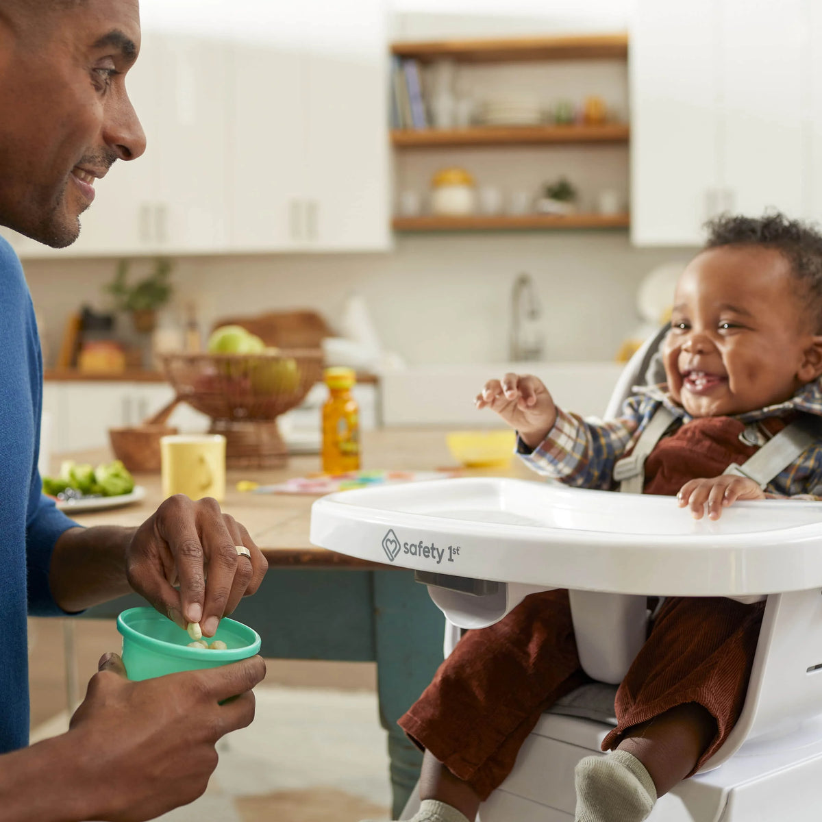 Rotating High Chair K91603