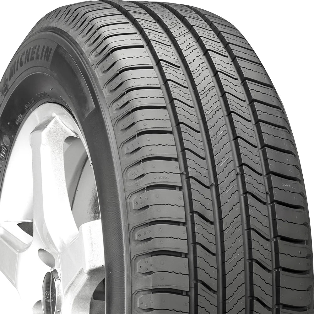 All Season 225/60R17 99H Passenger Tire R855407