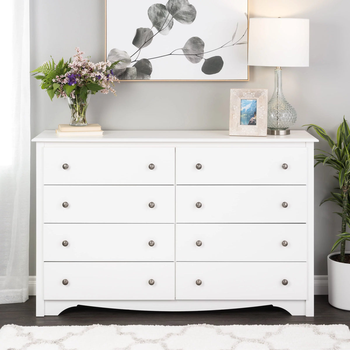 Black 8 Drawer Dresser J3138