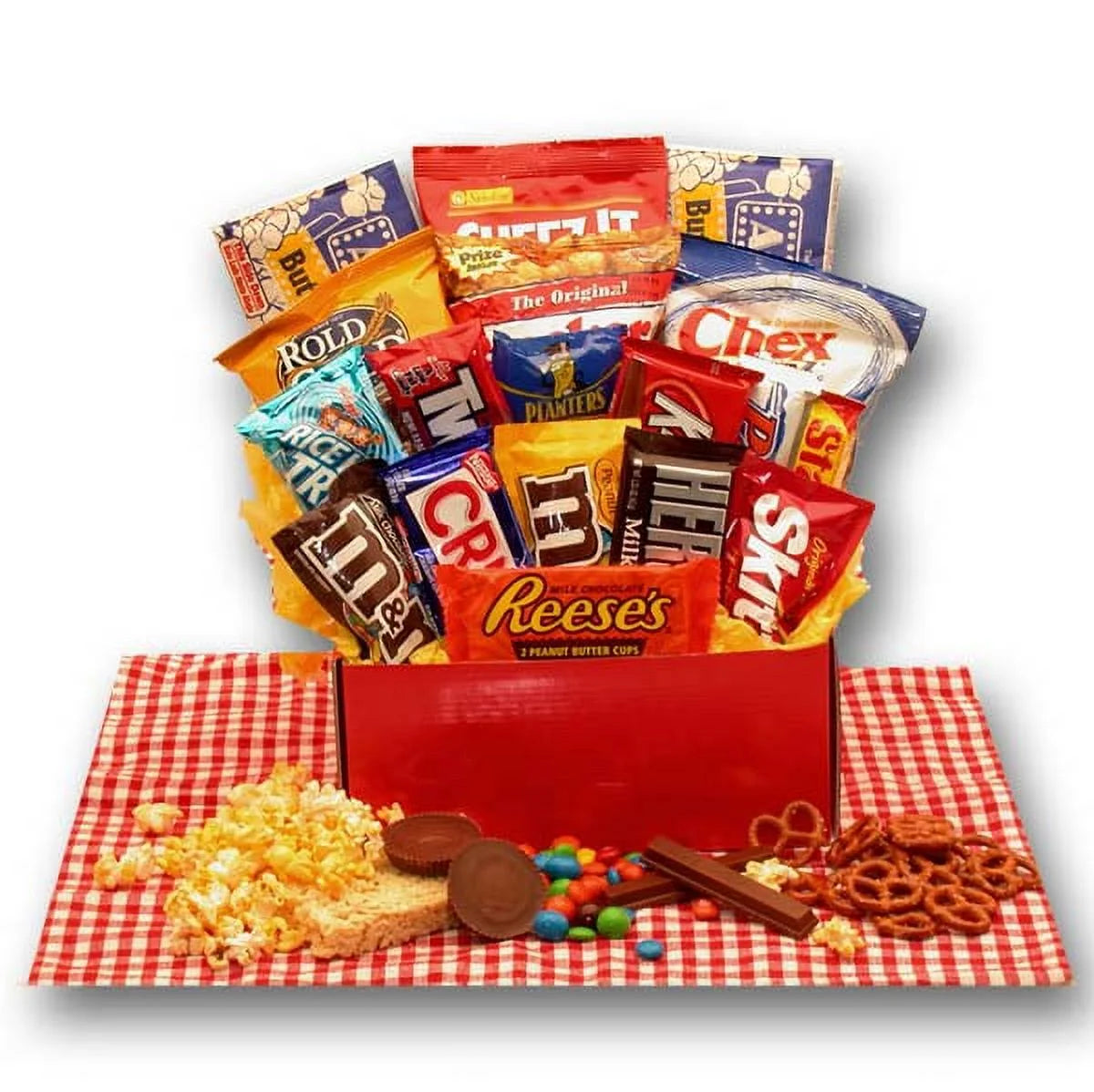 Assorted Snack and Candy Gift Basket C417