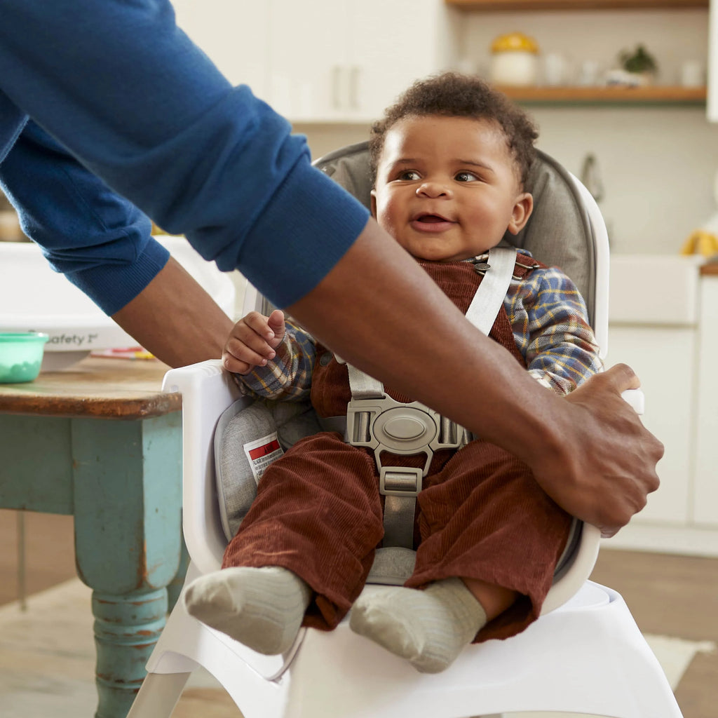 Rotating High Chair K91603